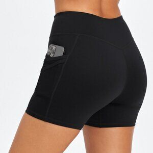 Fabletics Trinity Motion365® Mid-Rise 5'' Shorts - S